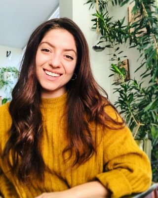 Lindsay Jennifer Brown profile image
